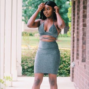 Two piece glitter set